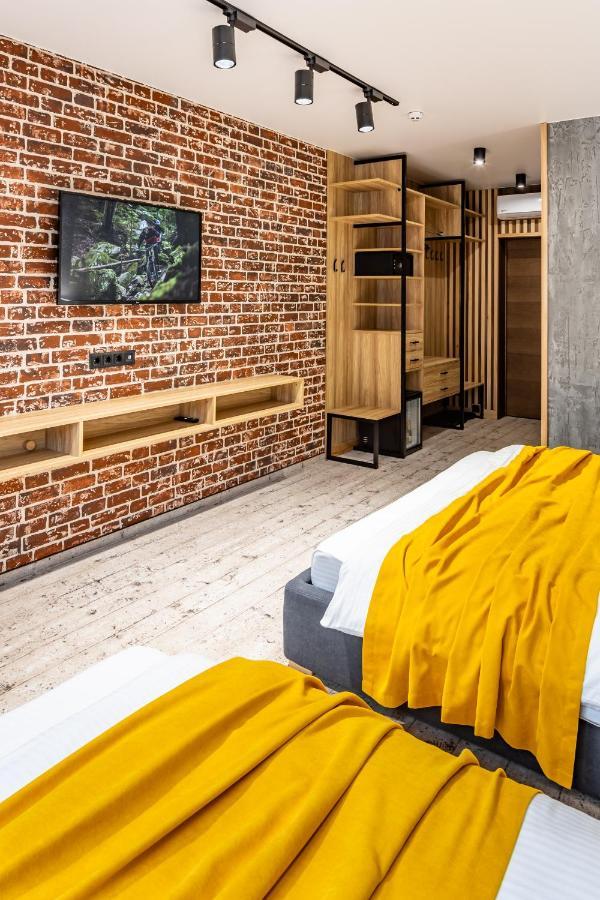 Wood Hotel Resort & Spa Bukovel Extérieur photo